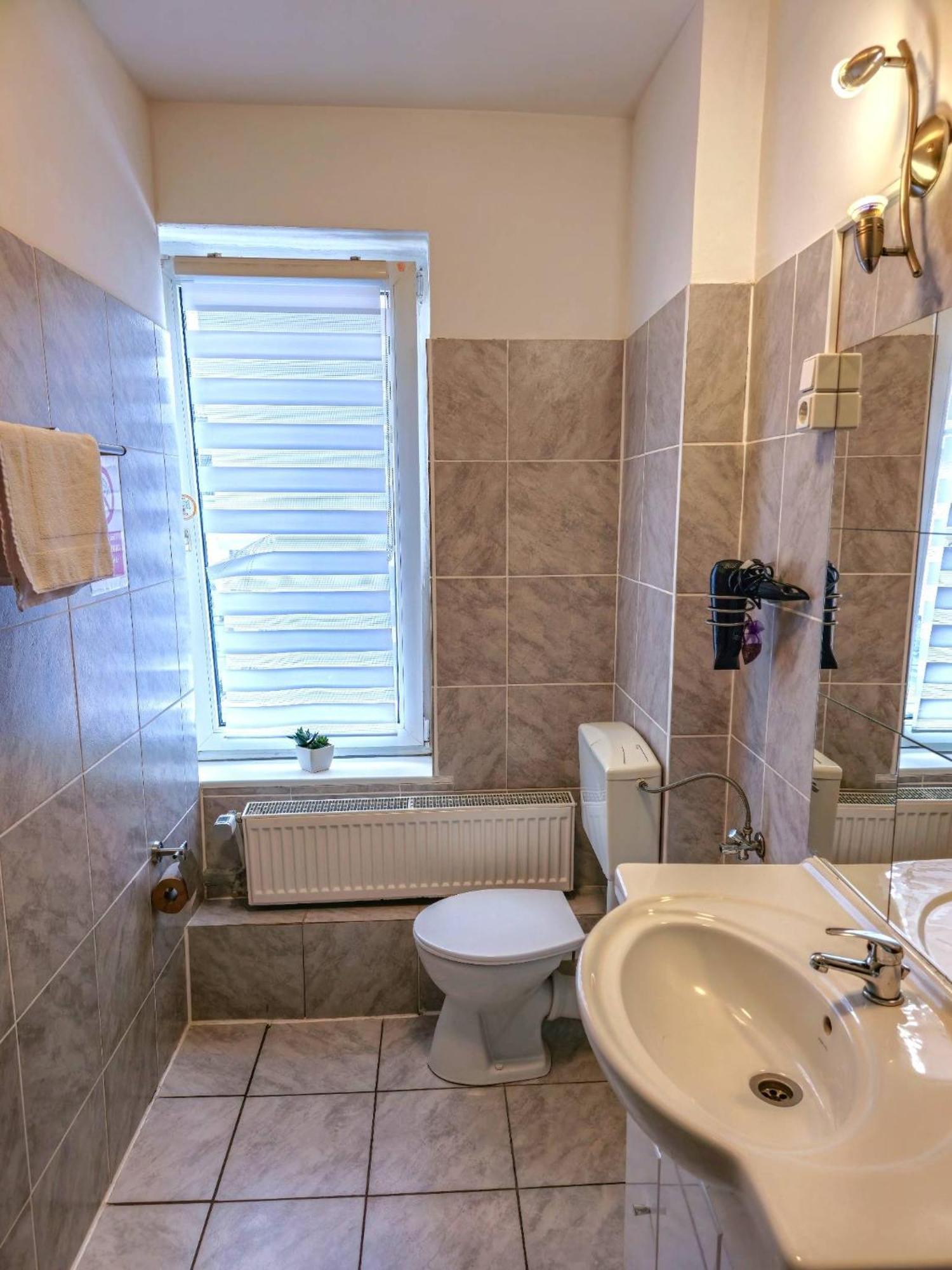 Praktische City Apartments Direkt Am Hauptbahnhof ノイミュンスター エクステリア 写真