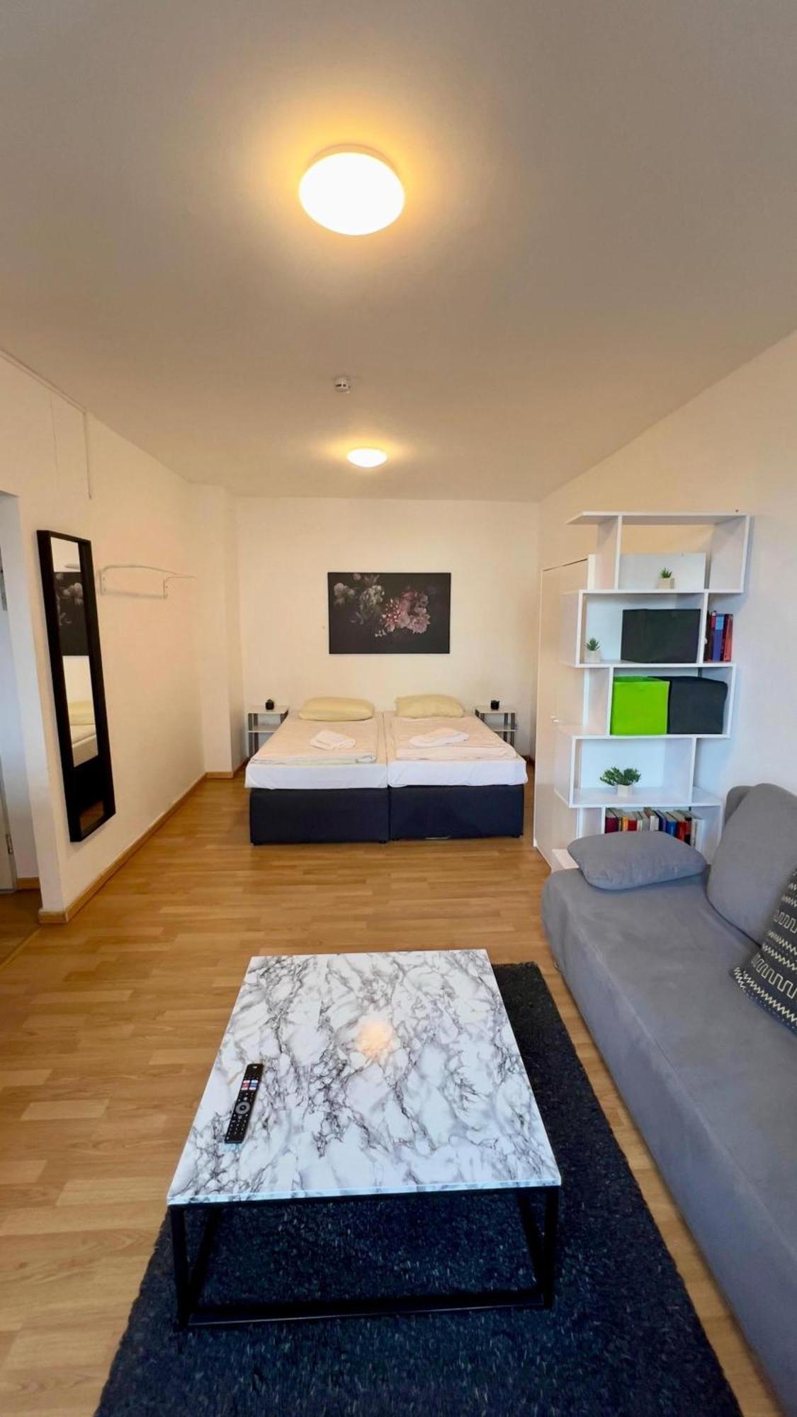 Praktische City Apartments Direkt Am Hauptbahnhof ノイミュンスター エクステリア 写真